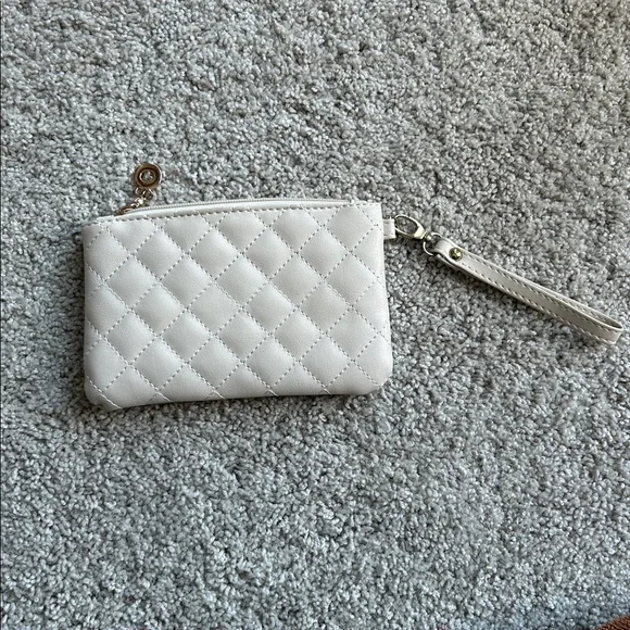 Cream Quilted Wristlet - Picture 2 of 3